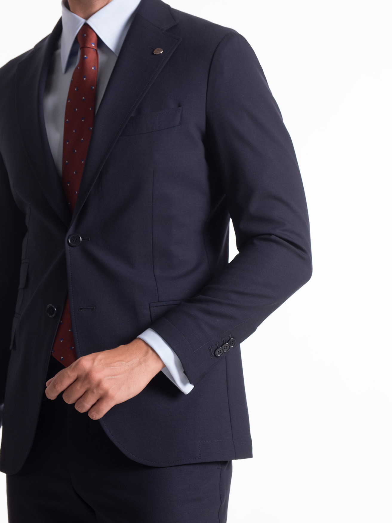 TRAJE LAVABLE EN LAVADORA AZUL MARINO